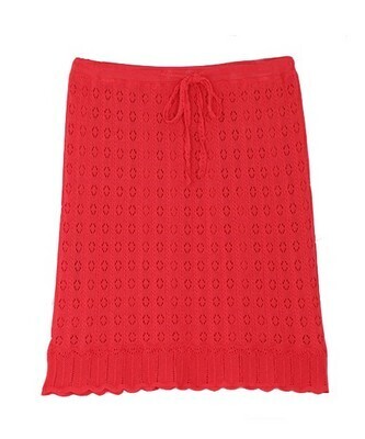 ワンポイントの「赤」で脱マンネリ♡効かせてこなれる使い方