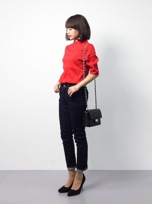 ワンポイントの「赤」で脱マンネリ♡効かせてこなれる使い方