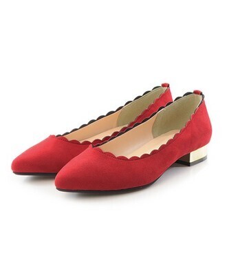 ワンポイントの「赤」で脱マンネリ♡効かせてこなれる使い方