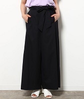 「清楚」で彼モテ♡「褒められコーデ」はネイビーが決め手！