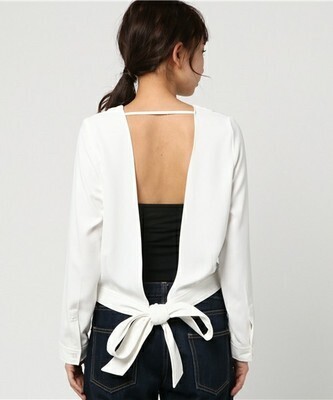 どこから見ても隙なし♡「背中魅せ」トップスで全方位モテ