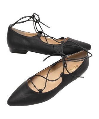 あの子よりかわいく♡差がつく「刺繍ブラウス」着こなしテク