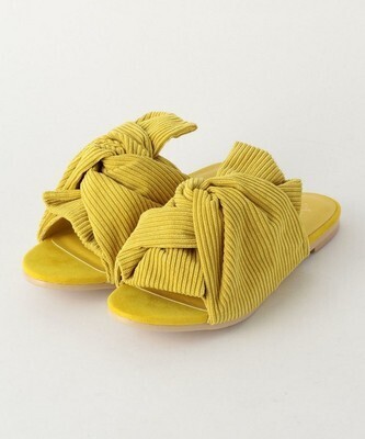 あの子よりかわいく♡差がつく「刺繍ブラウス」着こなしテク