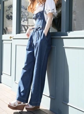 おしゃれさん御用達♡白コンバース（CONVERSE）でコーデを格上げ