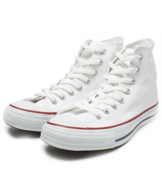おしゃれさん御用達♡白コンバース（CONVERSE）でコーデを格上げ