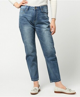 おしゃれさん御用達♡白コンバース（CONVERSE）でコーデを格上げ