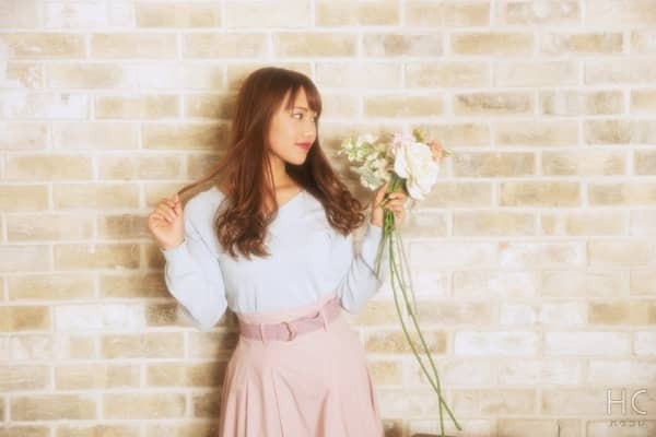 デキ女っぽいのに、たまにドジ！年下にモテる女子の特徴4選