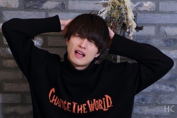 足閉じろって・・・。男性がドン引きする「電車内」での女性のNG行動