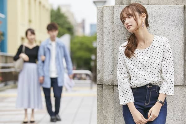 彼氏のスマホの中身を見ずに浮気を見抜く方法