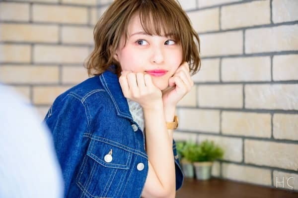 モテ子は、男子とお話するときの「目」の使い方がうまい