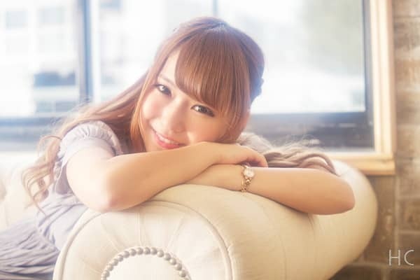 恋愛よりも頑張るべきは仕事？職場でモテる女子の特徴