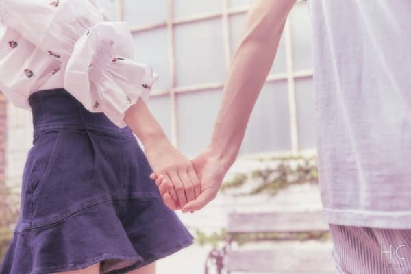 スリルってドキドキ！「みんながいる場所でイチャイチャ」なシチュエーション