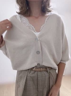 いま使える羽織りもの《ガウン》or《カーディガン》あなたはどっちを選ぶ？