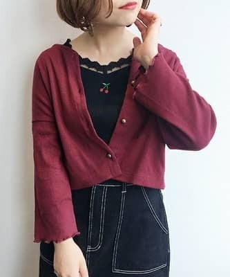 いま使える羽織りもの《ガウン》or《カーディガン》あなたはどっちを選ぶ？