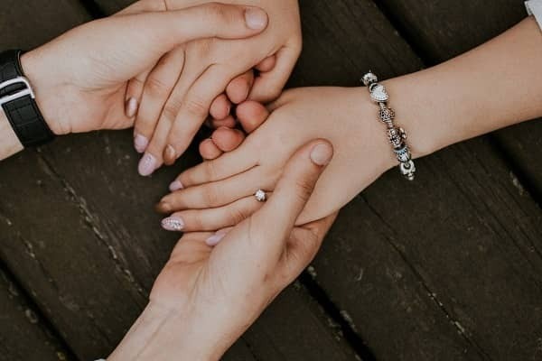 二人の恋がうまくいく「付かず離れず」の理想の距離感って？