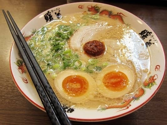普段のデートでもお行儀よく思われたいから。ラーメン屋やファミレスで使えるマナーって？