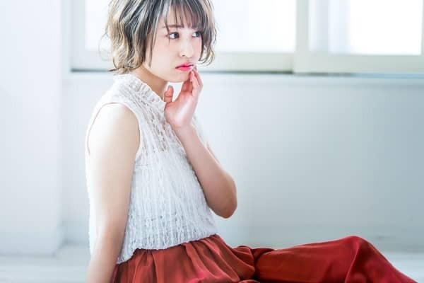 嫉妬心が強い人は、恋愛を「べき」で考えてる。素直に恋する方法は？