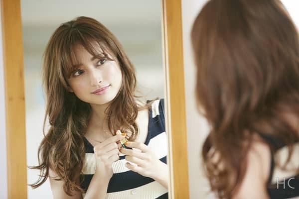 合コンで男性からモテる服装は何？年代別・季節別・シーン別に徹底解説