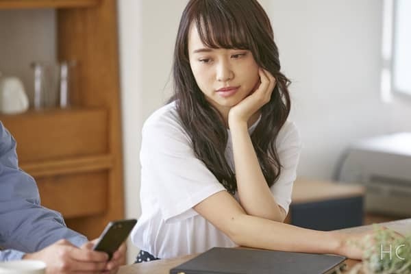 浮気されたときの対処法！別れを決めたときや継続するときの大事なポイントとは