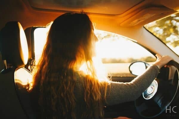 モテる助手席テクニック！「ドライブデート」で好印象を与える行動・4つ