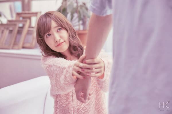 コレだけは絶対ダメ！彼を好きすぎる女子がやってしまうNG行動