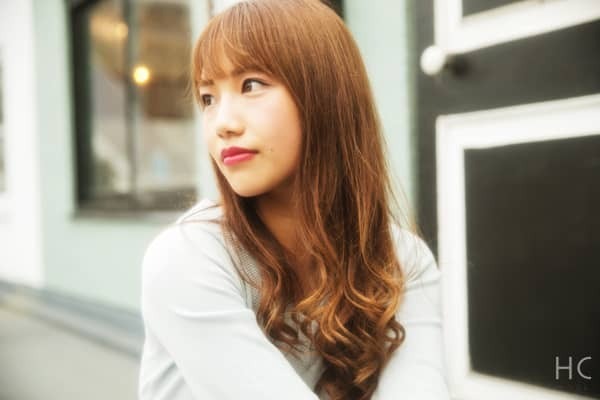 待ってるだけじゃもったいない！待ち合わせで彼に「かわいい」と思わせるコツ