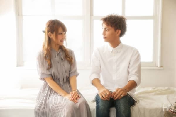 イイ雰囲気のはずなのになぜ...？なかなか「手を出してこない」男性の本心