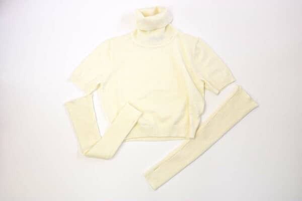 １枚で色っぽお姉さんに♡「ショート丈トップス」でこなれ感UP【SHEIN】４選