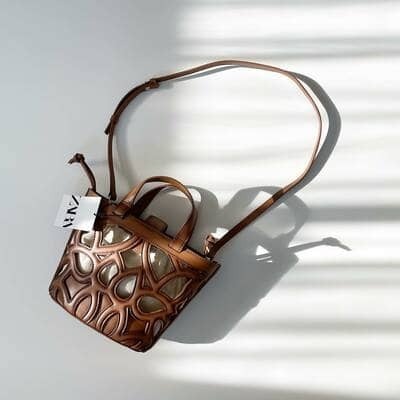 即完売の前に【ZARA】に急げ〜！高見えカットワークミニトートバッグが可愛すぎる♡