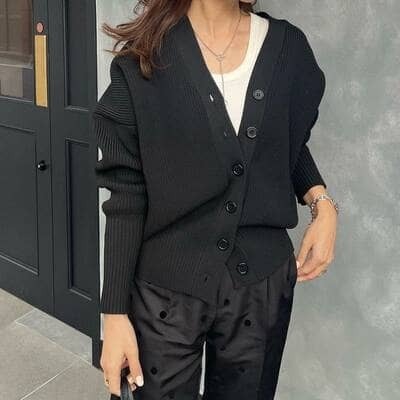 「毎年買い足してます」これからの季節必需品！【ユニクロ】リブタンク「本当に万能」だから早めにチェックして〜！