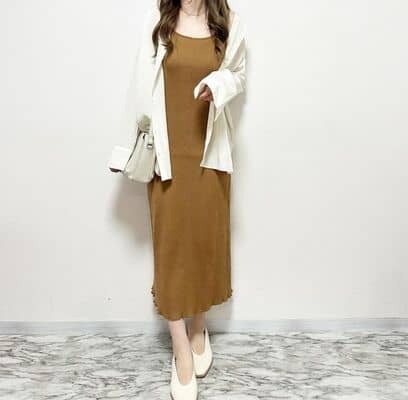 〈待望の再販〉大人女子みんな買って！【GU】大人気ワンピ「着ると人気な理由がわかる」