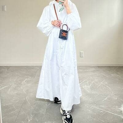 １枚で「主役級」な【ZARA】のジッパーワンピースはシルエットが綺麗すぎ！？こりゃあモテ間違いなし！