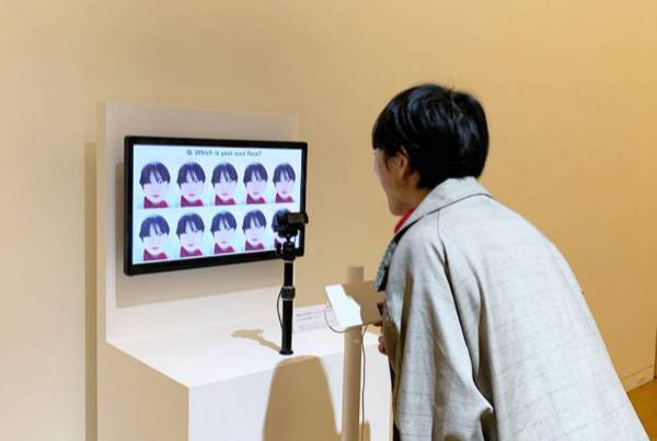 〈東京〉昆虫食レストラン ＆ 無料で遊べるギャラリースペース