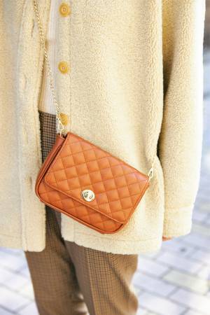 バッグはさらにミニサイズ化！ 手ぶらが嬉しい「マイクロショルダーバッグ」