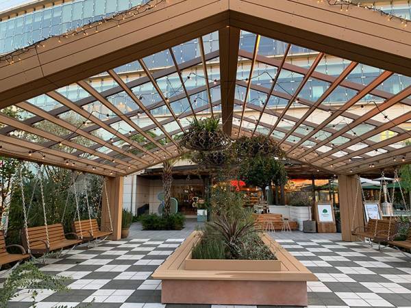 東京都内 親子で行きたいデパート＆ショッピングモールの「屋上庭園」