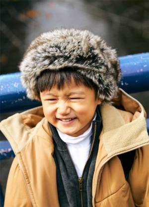 ふわふわ可愛い「ロシア帽」 お手本キッズコーデ