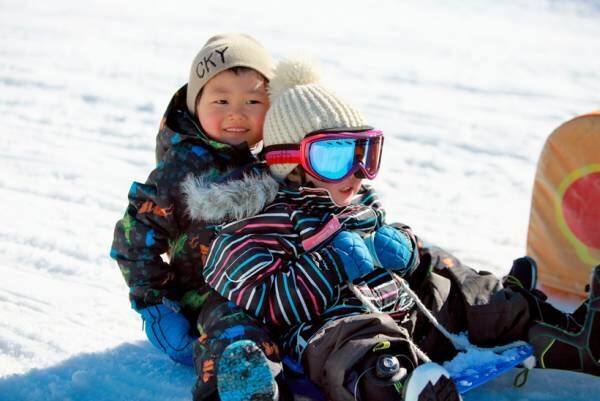 まだ間に合う！ 雪遊びにおすすめ キッズパークのあるスキー場