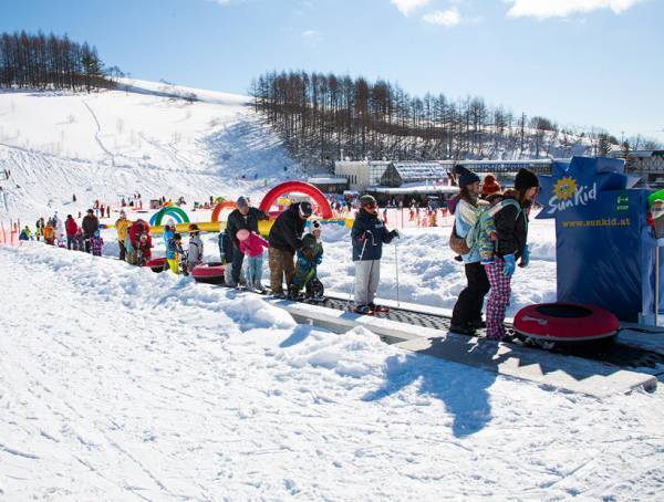 まだ間に合う！ 雪遊びにおすすめ キッズパークのあるスキー場