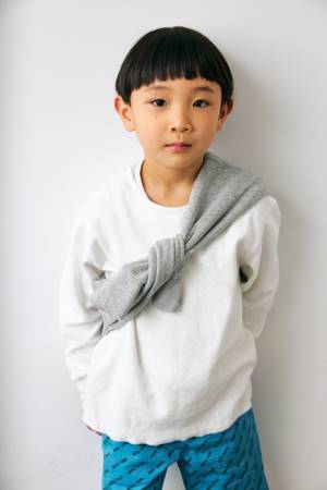 春カラーはGUで見つける！ 読者モデルが着こなす新作親子コーデ