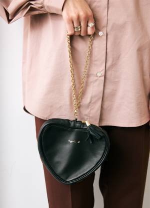 春カラーはGUで見つける！ 読者モデルが着こなす新作親子コーデ