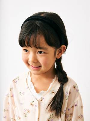 春カラーはGUで見つける！ 読者モデルが着こなす新作親子コーデ