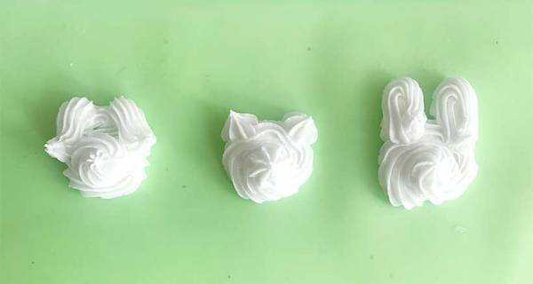 ＜おうちでワークショップ＞ 東ちなつさんに教わる『アイシングクリームでつくるふわもこ動物の顔』