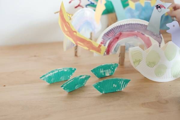 【kinakoさん 親子工作アイディア】紙皿と洗濯ばさみでつくる「ジュラシックパーク」