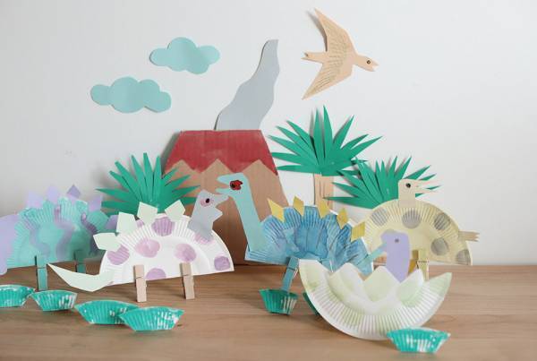 【kinakoさん 親子工作アイディア】紙皿と洗濯ばさみでつくる「ジュラシックパーク」