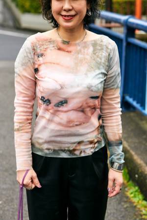 “シースルー素材”で叶う！ おしゃれなママのトレンドコーデ