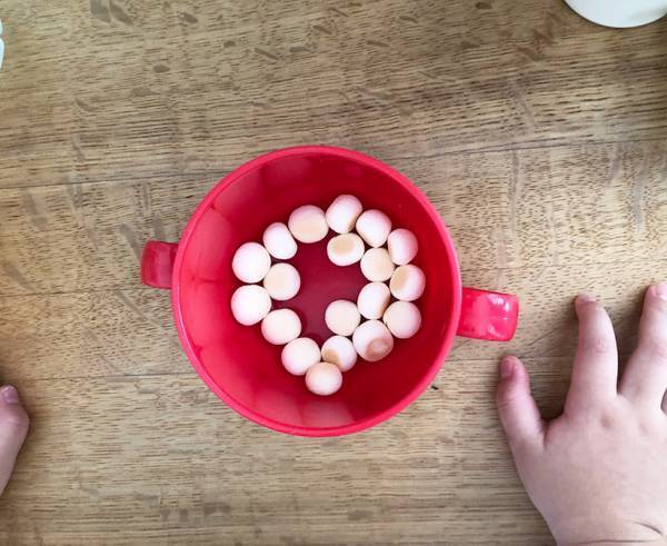 HugMug 秋冬号 制作日記【Vol.1 臼田あさ美さんが表紙モデルに初登場！】