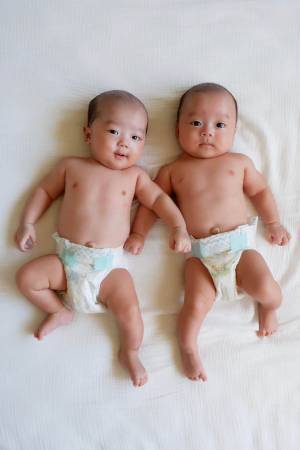 【連載】モデル・武智志穂の沖縄でのんびり双子育児 Vol.2「沖縄に移住したワケ」