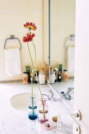 アートみたいに飾りたい。 暮らしの中で楽しむ花の飾り方