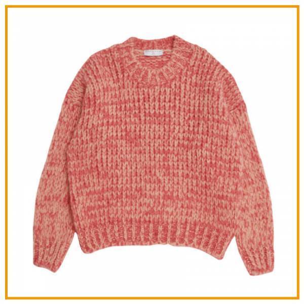 今すぐ手に入れたい！ 最新のシンプル＆インパクトニット【ママ編】