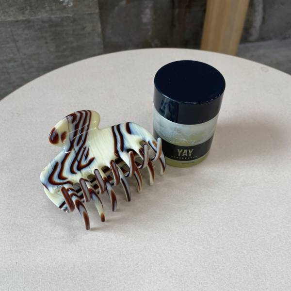 【動画で解説】たった3分で完成！ クリップを使ったまとめ髪アレンジ3選